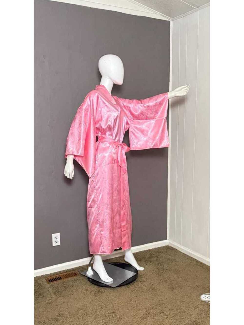 Vintage 1960's Bubblegum Pink Satin Jacquard Kimono Robe by Judy's of California